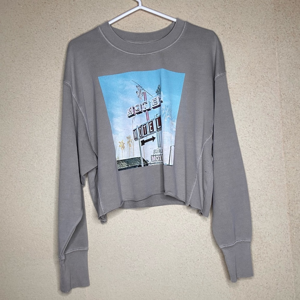 Colsie Tan Cropped Sweatshirt
